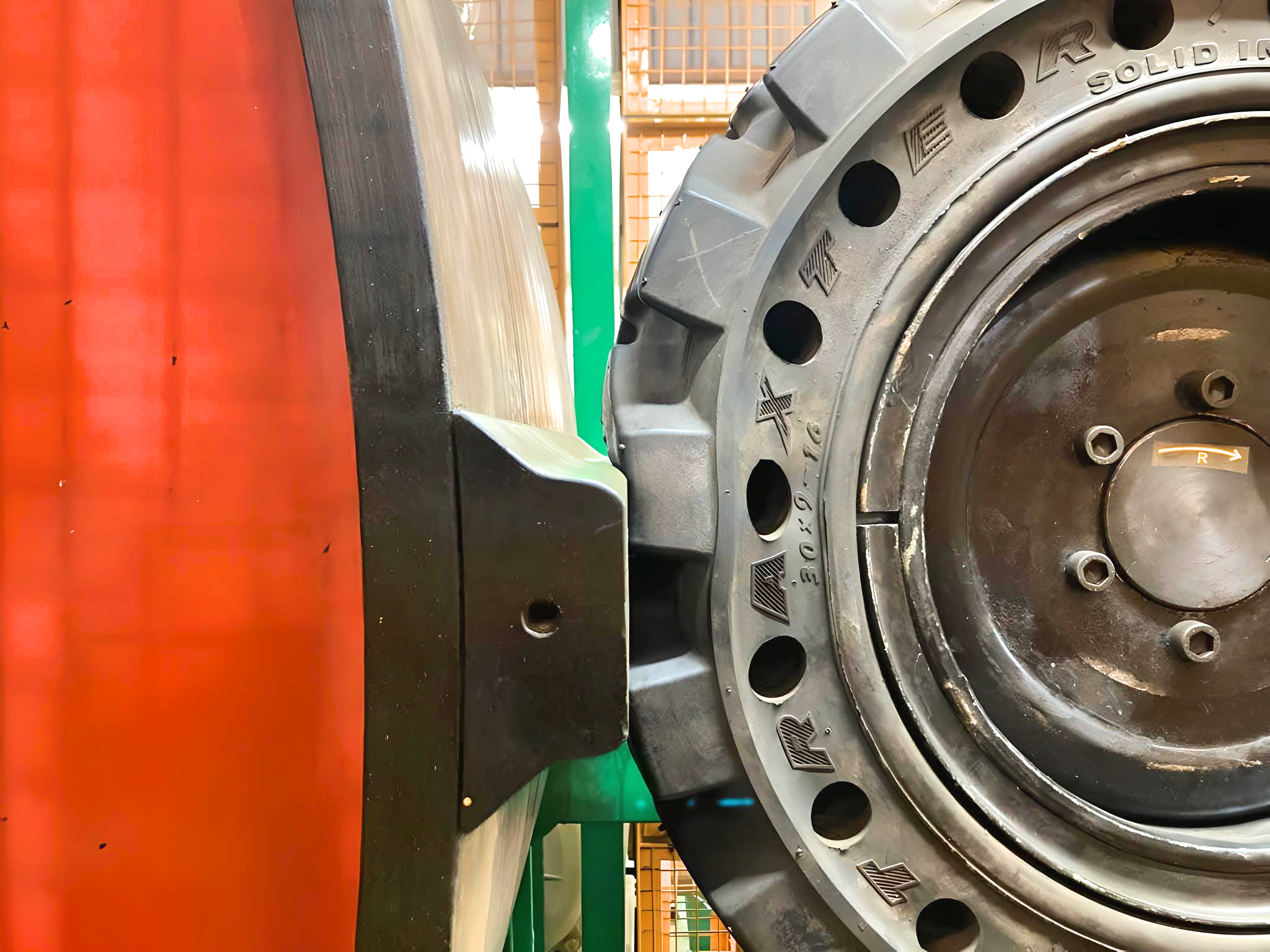 Semi-Solid-Tire